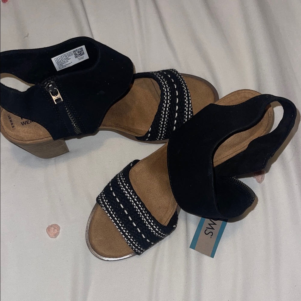 Toms Black and Tan Women's Sandals with Woven Straps